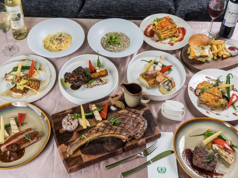 Evergreen Palace Hotel Chiayi image
