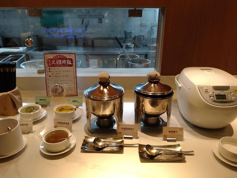 Evergreen Palace Hotel Chiayi image
