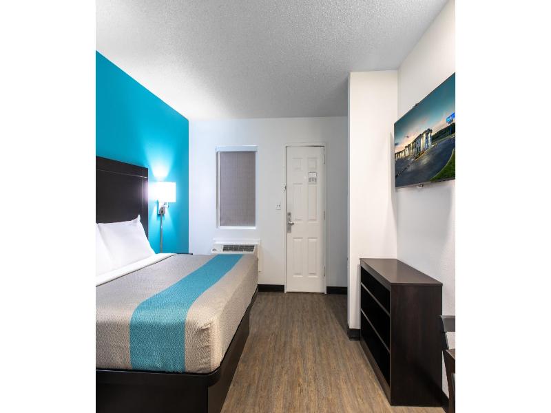 Motel 6 Greenville, Sc - I-85 Near Downtown image