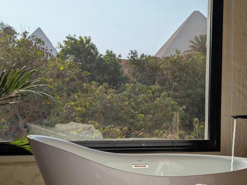 3 Pyramids View Inn image