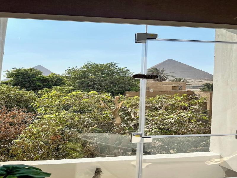 3 Pyramids View Inn image