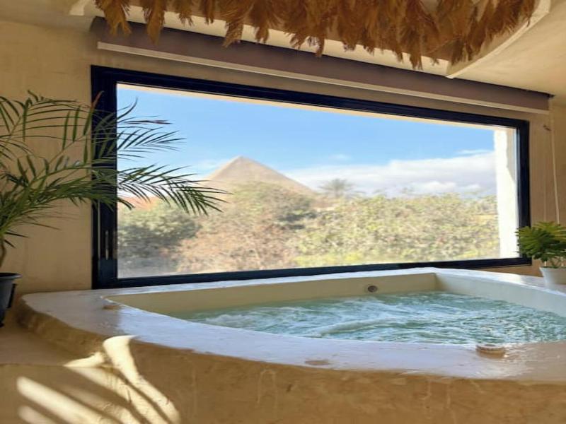 3 Pyramids View Inn image