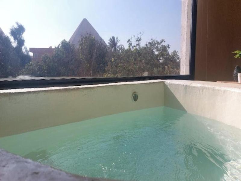 3 Pyramids View Inn image