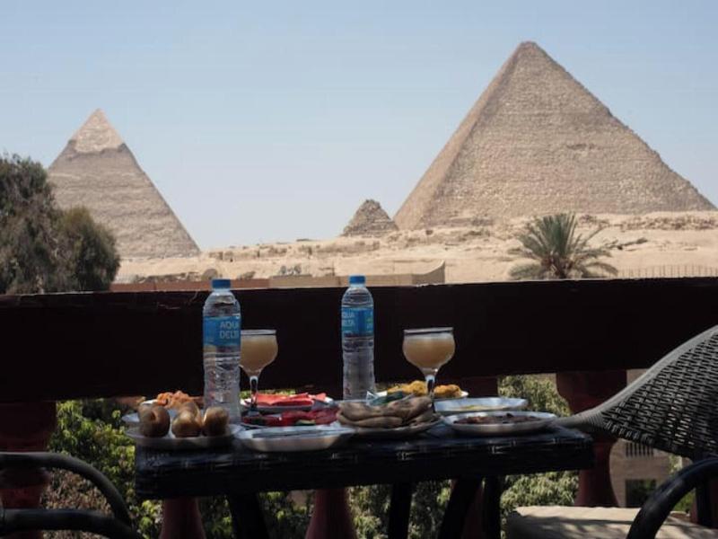 3 Pyramids View Inn image
