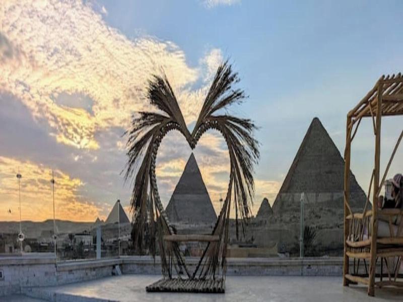 3 Pyramids View Inn image
