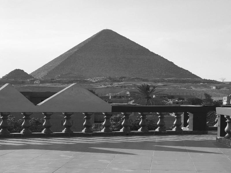 3 Pyramids View Inn image