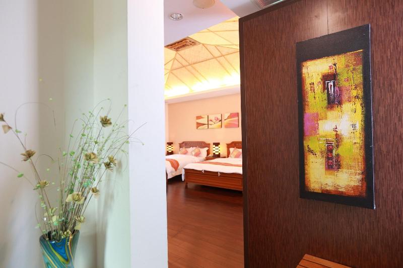 The Mudan Hot Springs Resort & Villa image