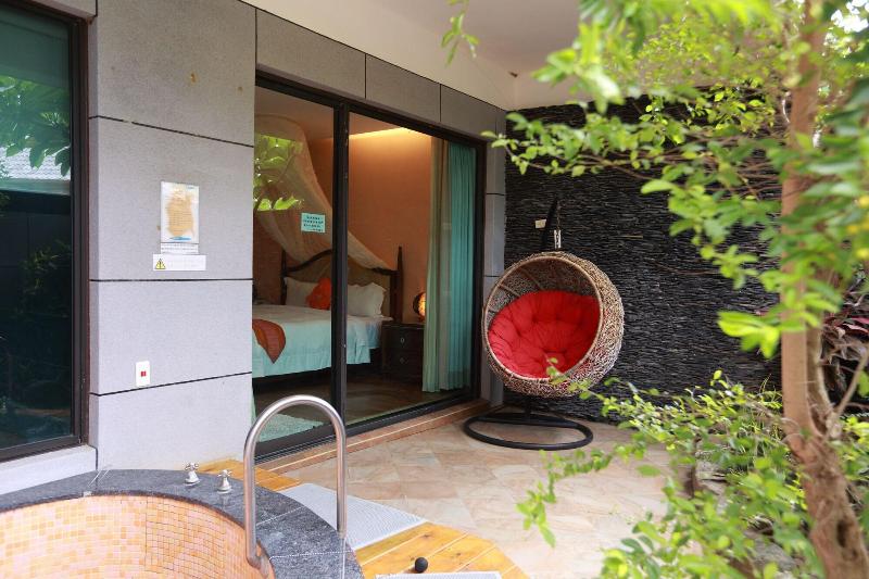 The Mudan Hot Springs Resort & Villa image