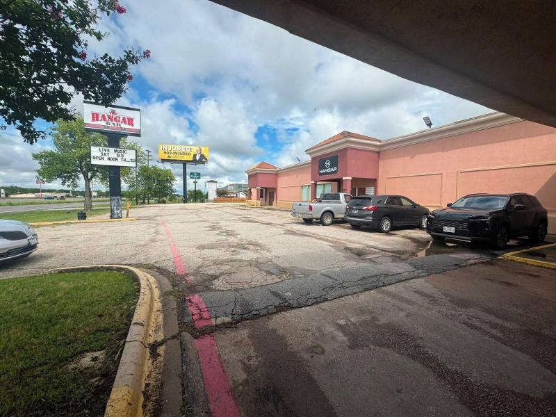 Express Inn & Suites