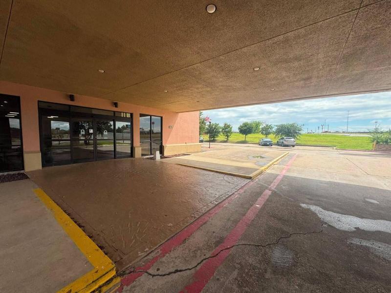 Express Inn & Suites