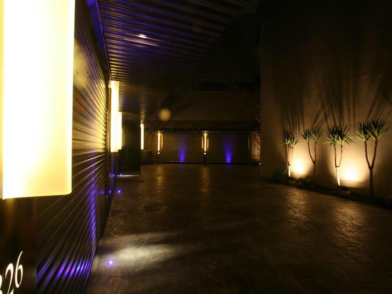 Chateau Boutique Motel image