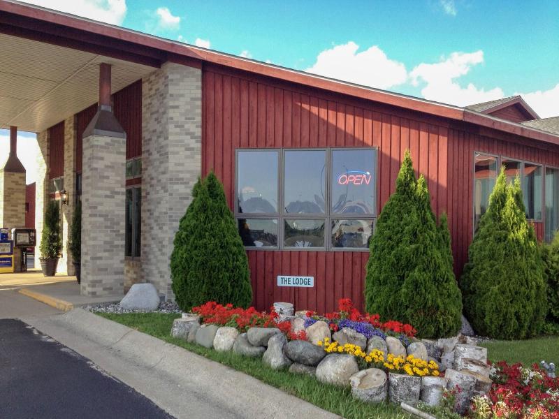 Cedar Hill Lodge