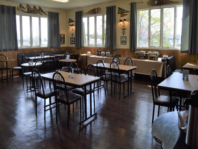 Cedar Hill Lodge