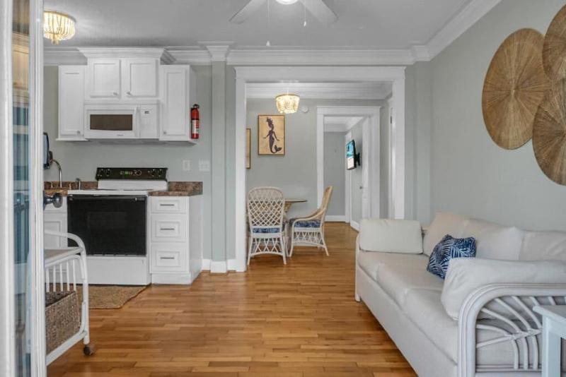 Carolina Beach Inn image