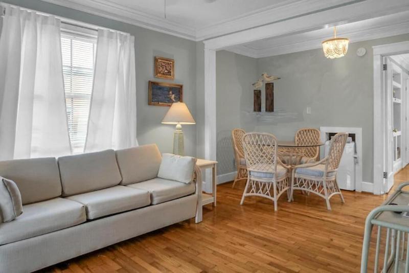Carolina Beach Inn image