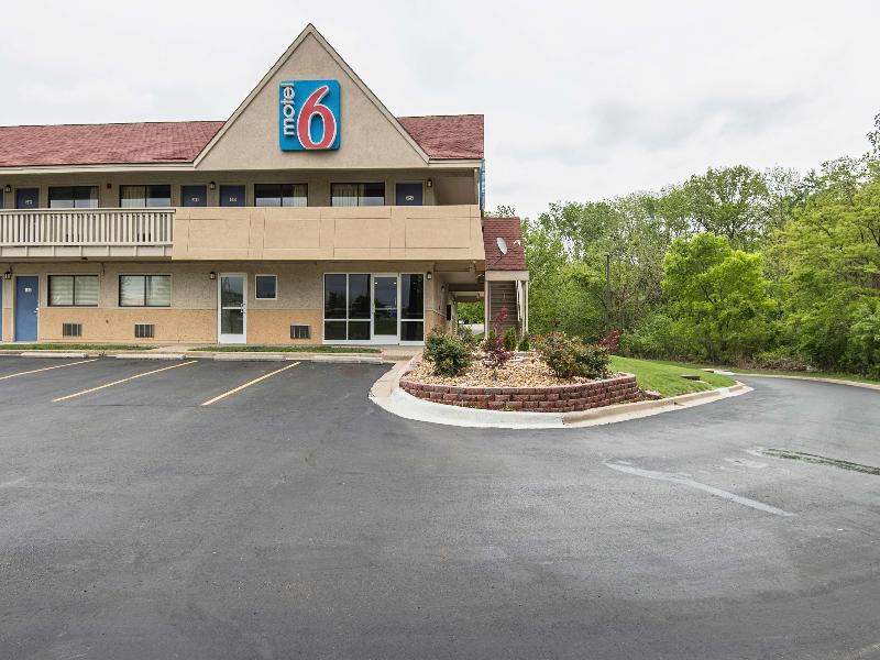 Motel 6 Overland Park, KS image