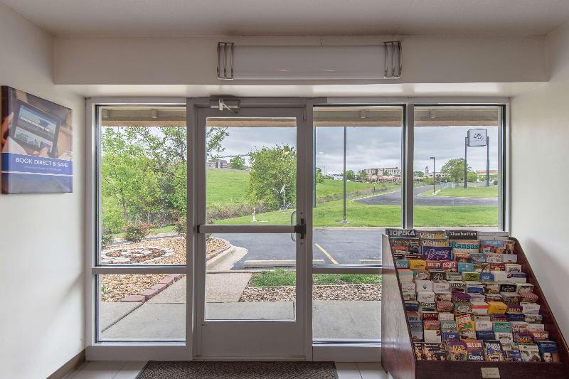 Motel 6 Overland Park, KS image