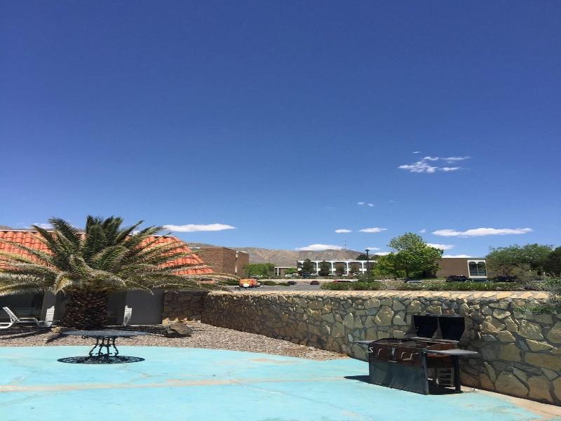Extend-A-Suites Utep image