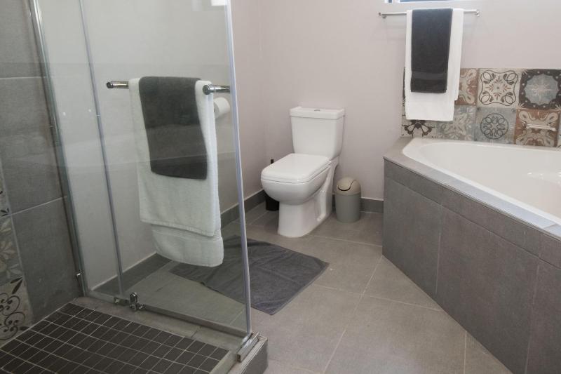 Hillside Guesthouse image
