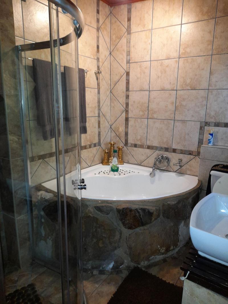 Breena Bnb Guest House image