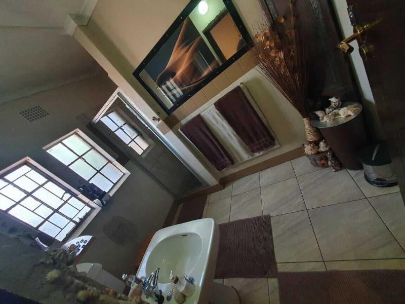 Breena Bnb Guest House image
