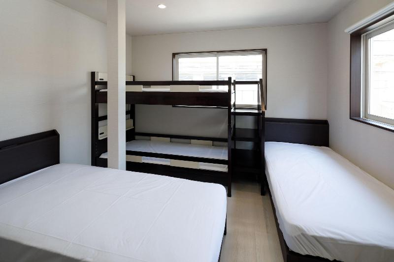 The Gate Hostel Shonan Fujisawa image