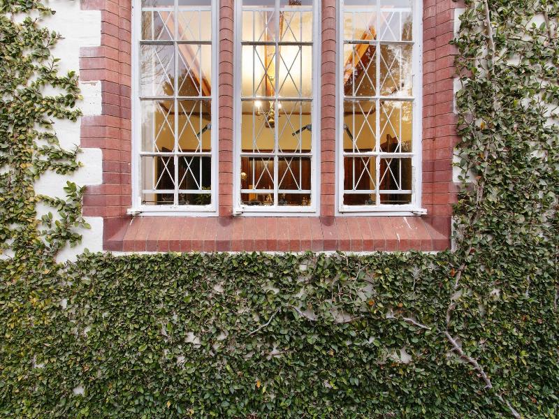 Brooklyn Manor image