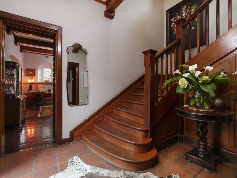 Brooklyn Manor image