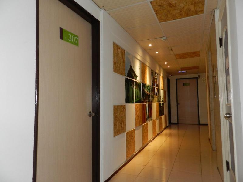 Tainan Inn image