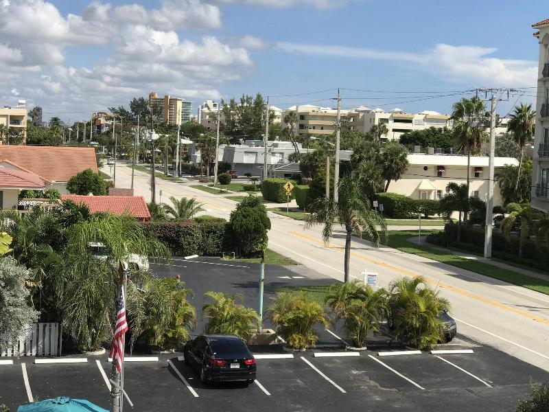 Ocean Villas Of Deerfield image