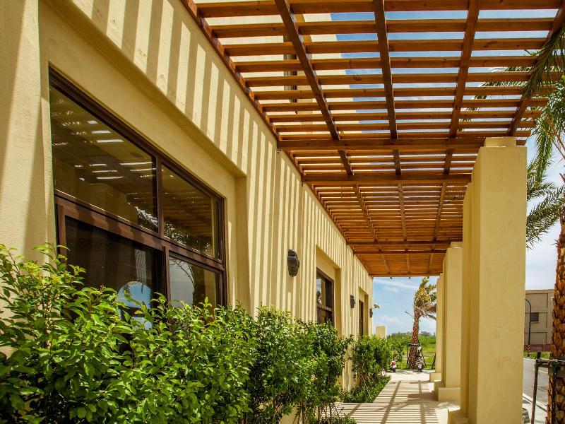 Oasis Hotel
