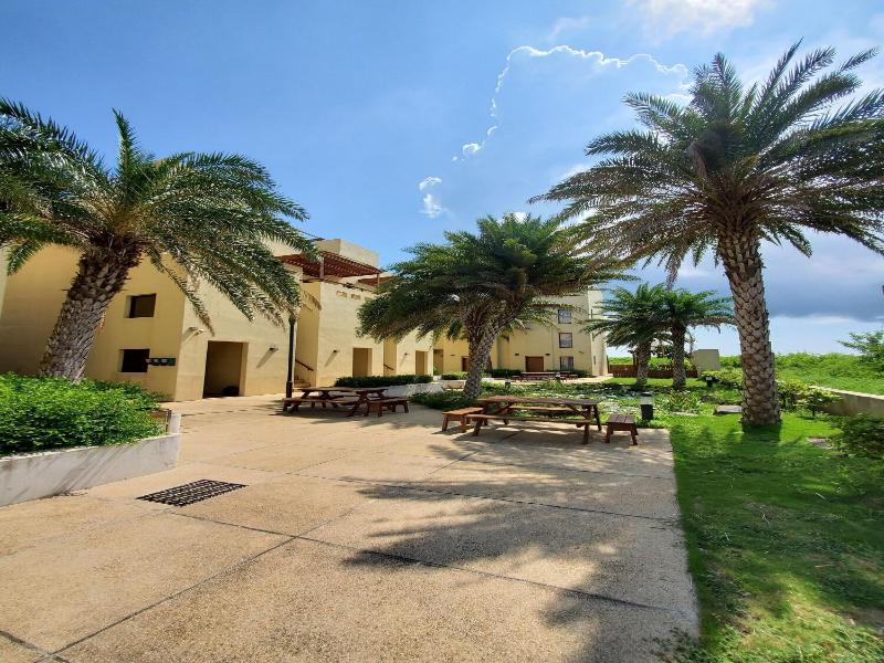 Oasis Hotel