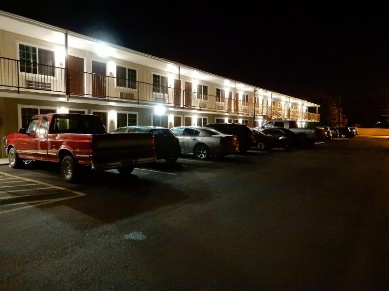 Fiesta Inn Mcallen image