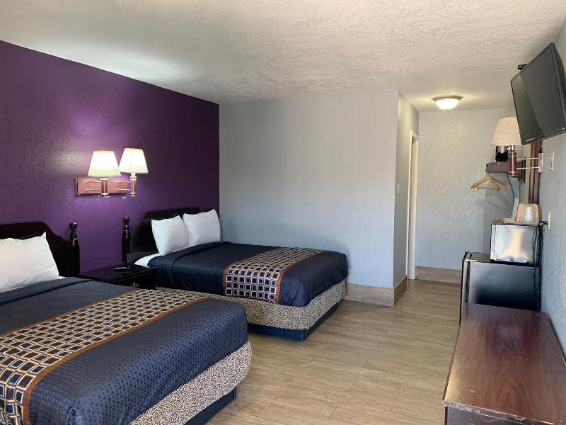 Texas Inn Airport Mcallen image