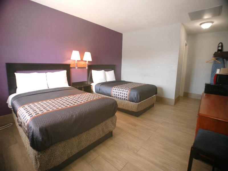Texas Inn Airport Mcallen image