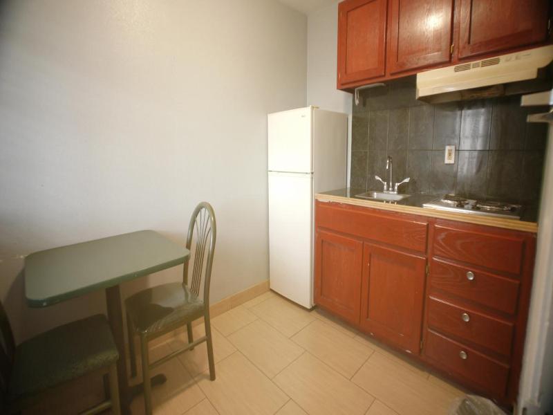 Texas Inn Airport Mcallen image