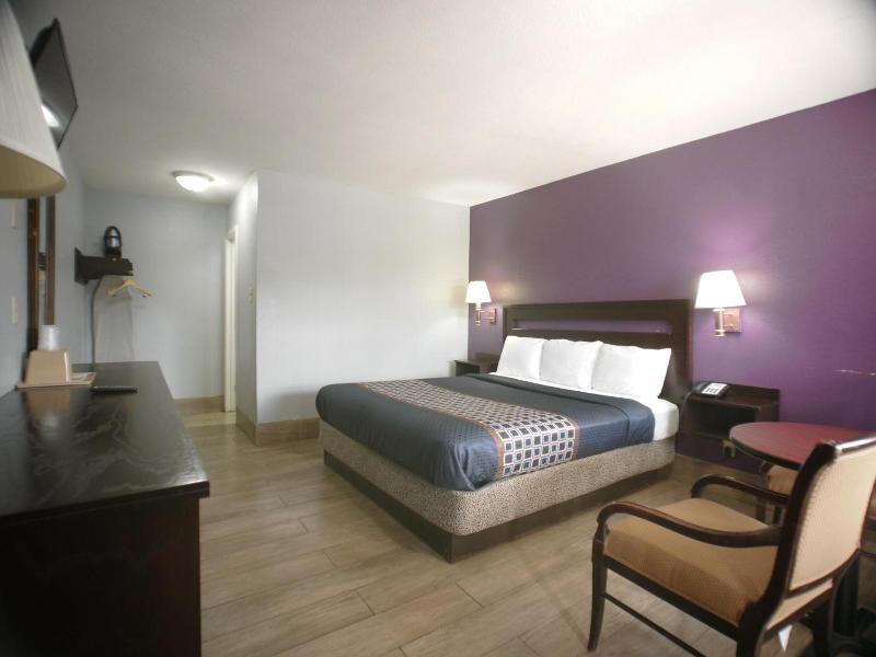 Texas Inn Airport Mcallen image