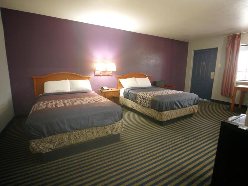Texas Inn Airport Mcallen image