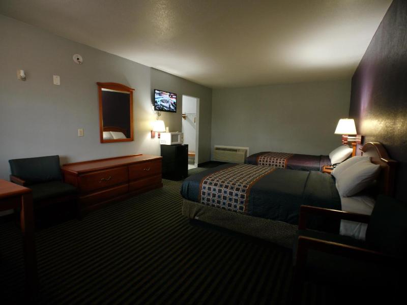 Texas Inn Airport Mcallen image