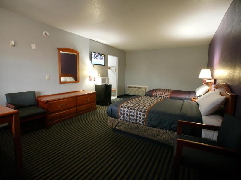 Texas Inn Airport Mcallen image