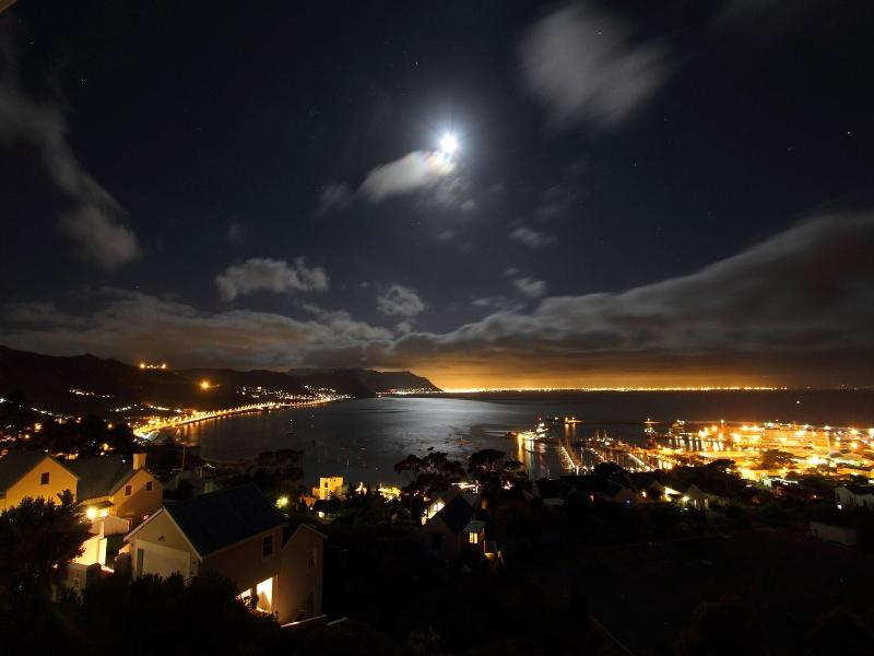 Albatross Guest House image