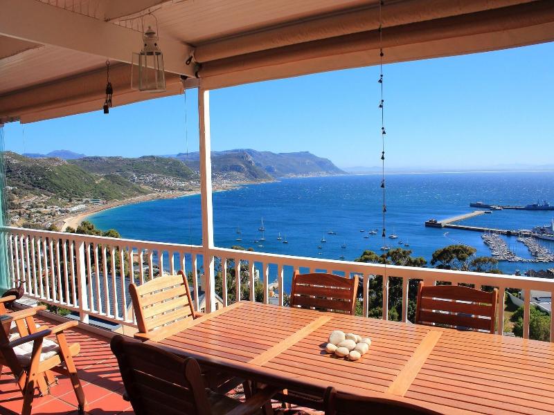 Albatross Guest House image