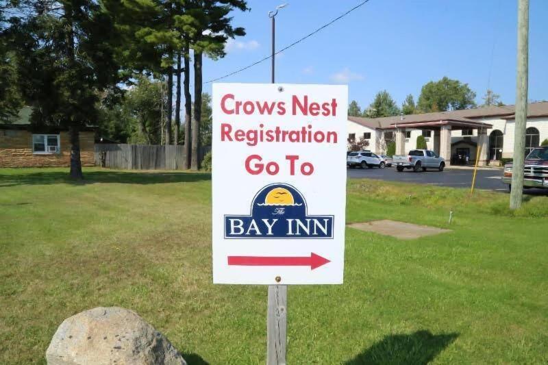 Crows Nest Inn Tawas image
