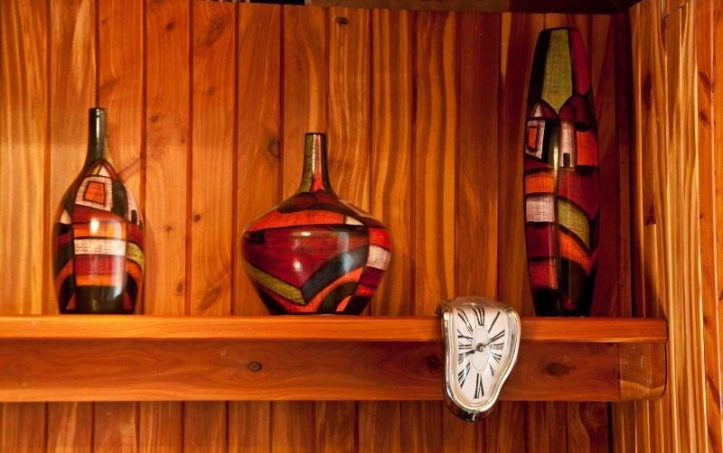 Woodpecker Inn