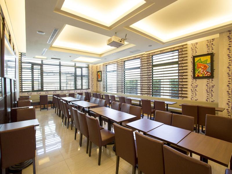 Formosan Naruwan Garden Hotel image