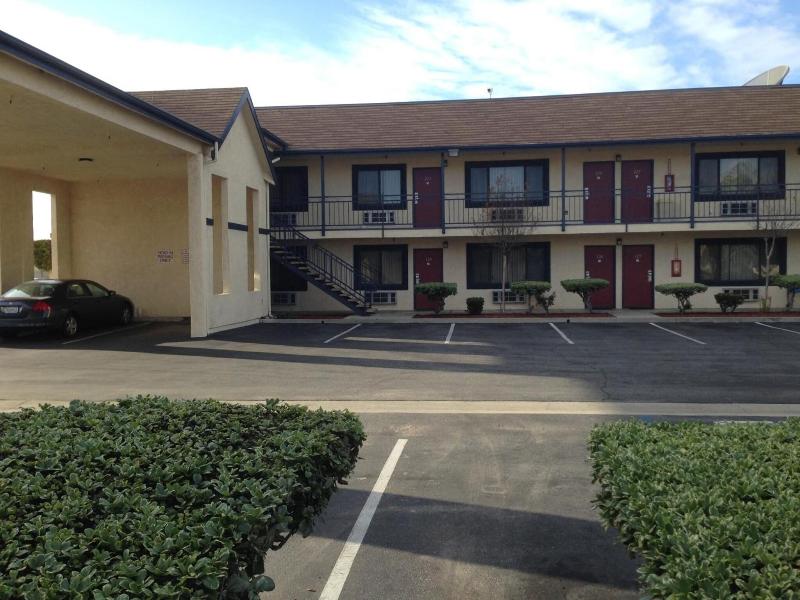 Luxury Inn image