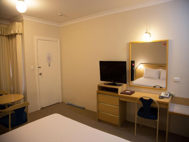 Oxley Motel image