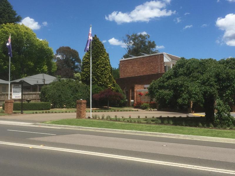 Oxley Motel image