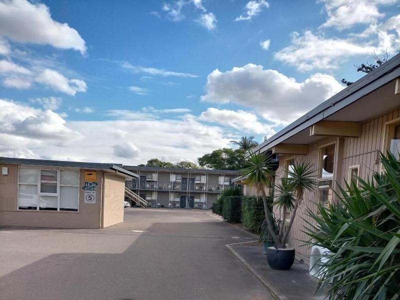 Country Motor Inn Singleton