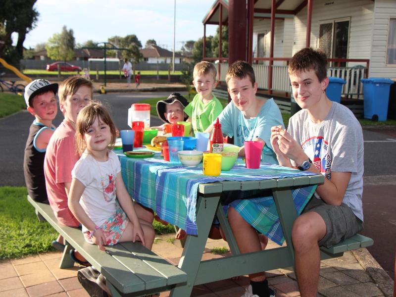 Warrnambool Motel And Holiday Park
